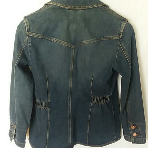 GAP Jeans Jacket. - Picture 2 of 5